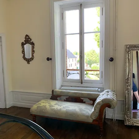 Nocleg ze śniadaniem Le Chateau Giat